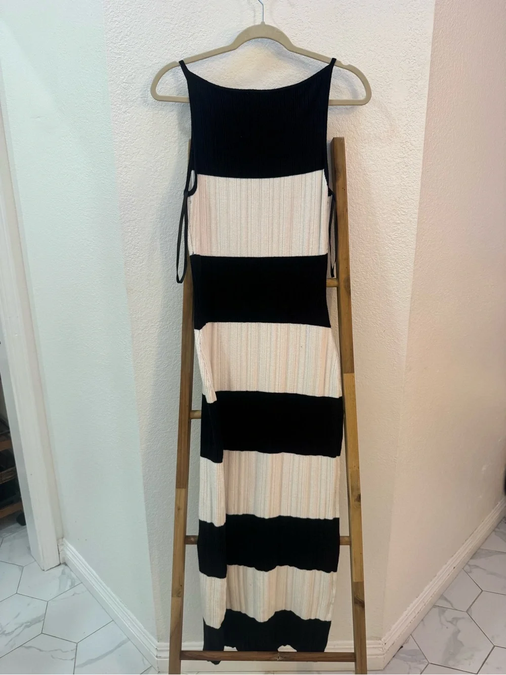 Abercrombie & Fitch Black and White Striped Maxi Dress
